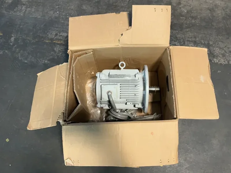 TOSHIBA INDUCTION MOTOR   -  JEC-2137-2000