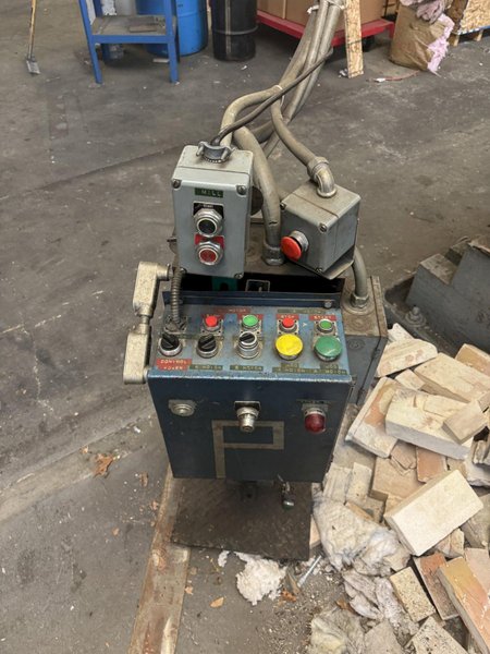 16&quot; WIDE X 14&quot; ROLL DIAMETER 2-HI  INTERNATIONAL 100 HP ROLLING MILL. STOCK # 0886125