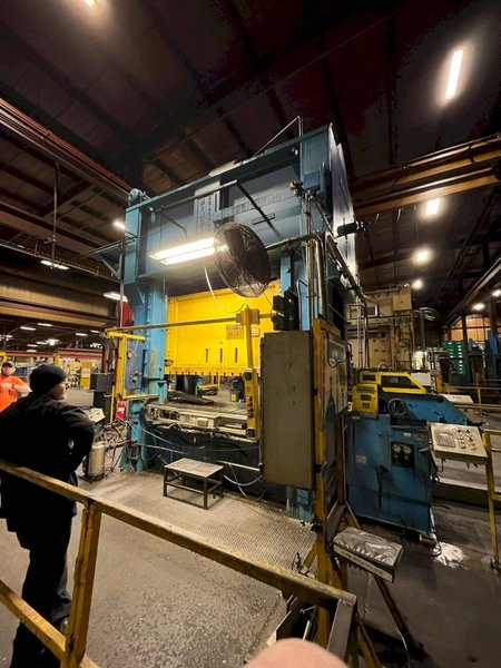 600-TON MINSTER E2–600 STRAIGHT-SIDE PRESS. STOCK # 0777225