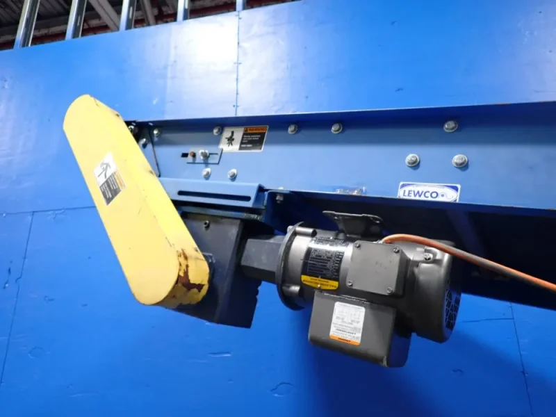 LENCO 30" X 222" PORTABLE CONVEYOR BELT SYSTEM