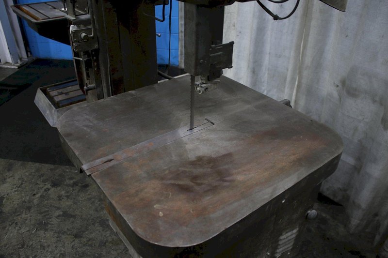 18" GROB MODEL #MS18 VERTICAL BANDSAW: STOCK #75924