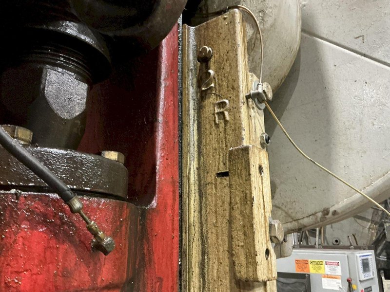 BLISS MODEL #28 OBI STAMPING PRESS: YOBRO 24901