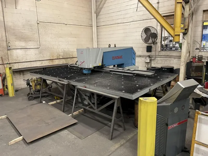 USED EUROMAC 24 TON CNC PUNCH MODEL ZX FLEX 1500/22-2500, Year: 2011