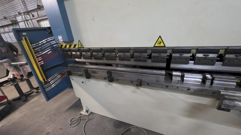 135 Ton x 10.5′ Baileigh PPTK 135/30 Hydraulic Press Brake, 2017 – Backgauge