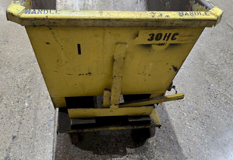 SELF DUMPING HOPPER USED