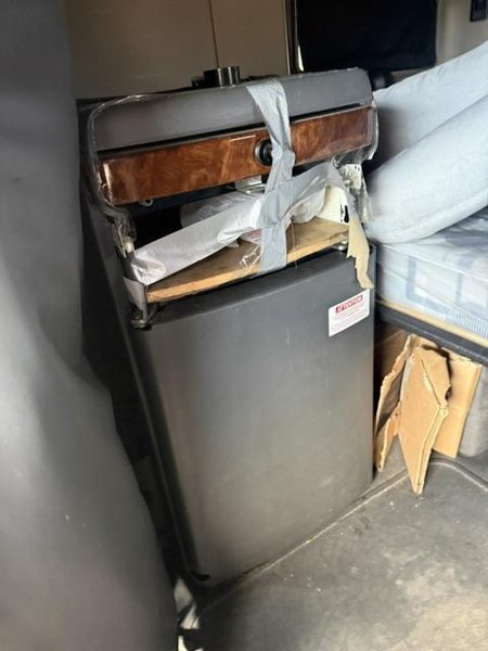 International LT625 Sleeper Truck, 2018 – Cummins X15 Diesel, Automatic Transmission, Tandem Axle &amp; Air Ride