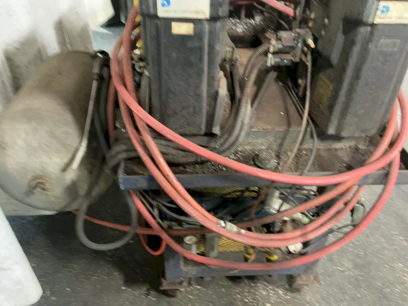 DUMORE DUAL HEAD TAPPING AND INSERTION MACHINE