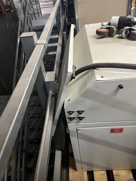 Graphic Wizard Vividcoater XDC 530 Micro UV Coater for Paper or Paperboard