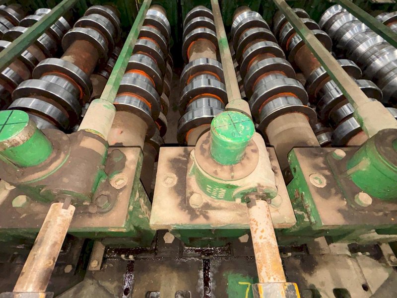 36" HI-RIB (7.2 TYPE) PANEL RAFTED ROLLFORMER LINE;  INCLUDES UNCOILER, ROLLFORMER &amp; FLYING CUTOFF SHEAR: YOBRO #24156