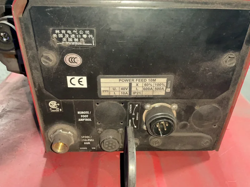 LINCOLN ELECTRIC 82 A MIG WELDER  -  455M POWER WAVE