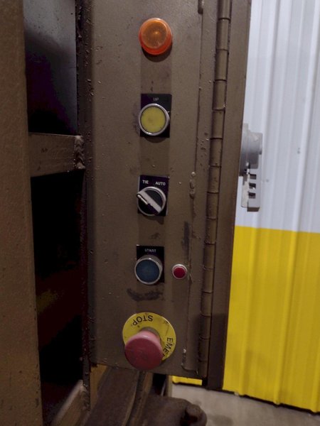 60&quot; X 30&quot; X 20 HP PIQUA MODEL #30 VERTICAL HYDRAULIC CARDBOARD BALER: STOCK 17413