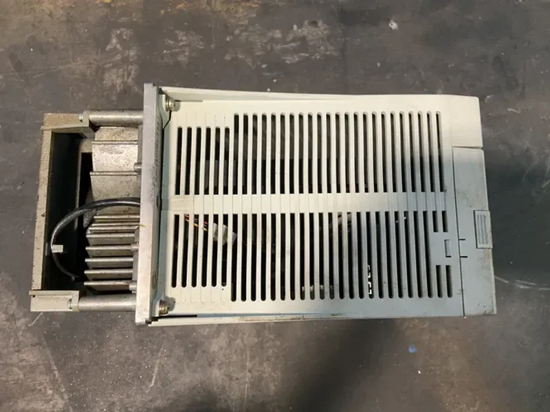 MITSUBISHI 9 KW SERVO DRIVE UNIT  -  MDS-C1-V1-90