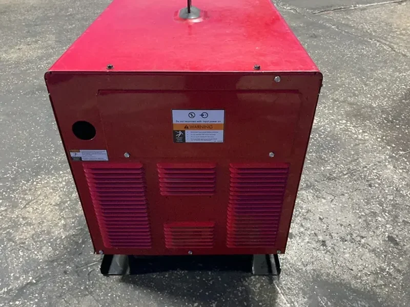 Lincoln Electric  455 Watts  Welder - Powerwave455m