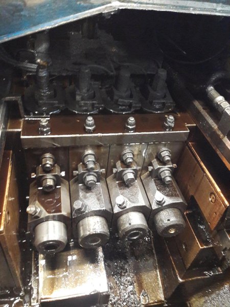 5/8&quot; Jern Yao Model JBF-24B4S 4 Die Progressive Header
