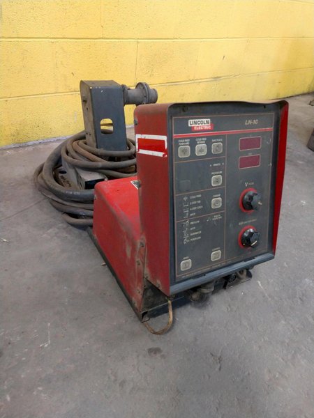 400 AMP LINCOLN ELECTRIC IDEALARC DC-400 WELDER: STOCK #14079