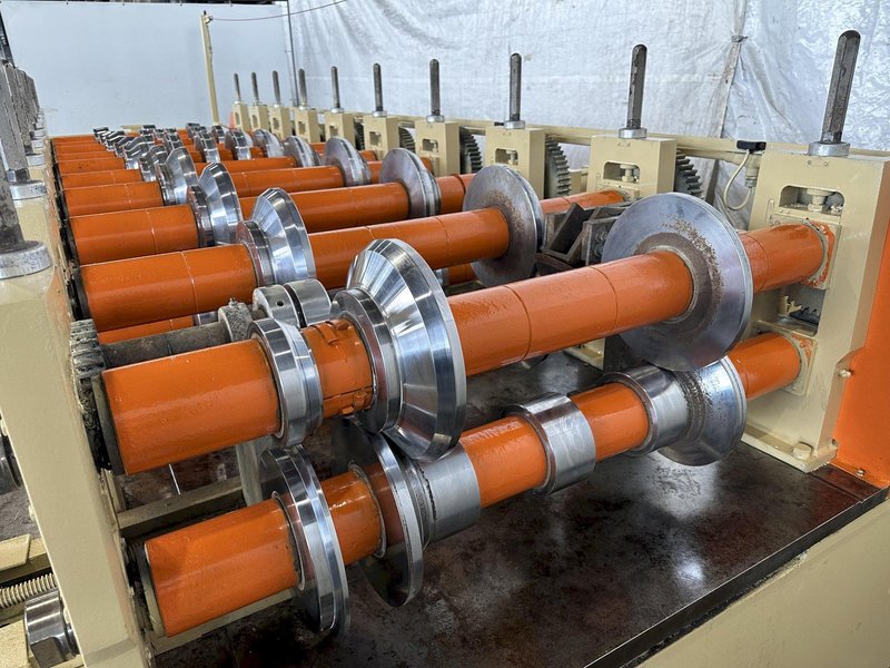 10 STAND X 3.5&quot; ARBOR X 42&quot; BRADBURY RAFTED STANDING SEAM 360/ STANDING SEAM PANEL II ROLLFORMER: STOCK #16967