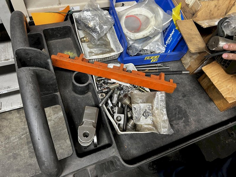 8mm Moroni Transfer Header Model MB/765