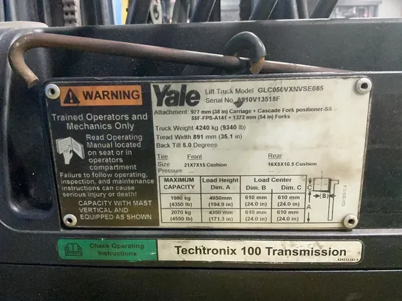 YALE 4550 LBS PROPANE FORKLIFT  -  GLC050VXNVSE085