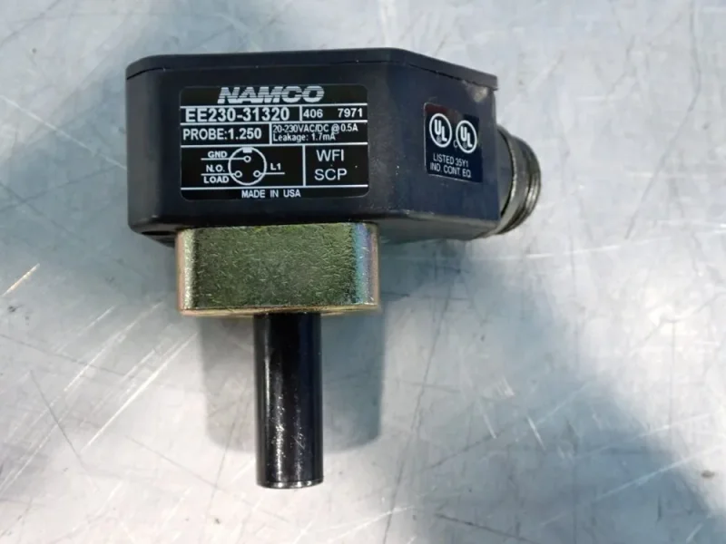 NAMCO CONTROLS 3000 PSI CYLINDICATOR PROXIMITY SWITCHES  -  EE230-31320