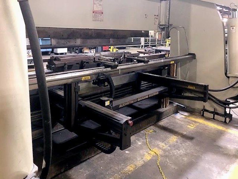 Accurpress 750014, 14&#039; X 500 Ton CNC Hydraulic Press Brake