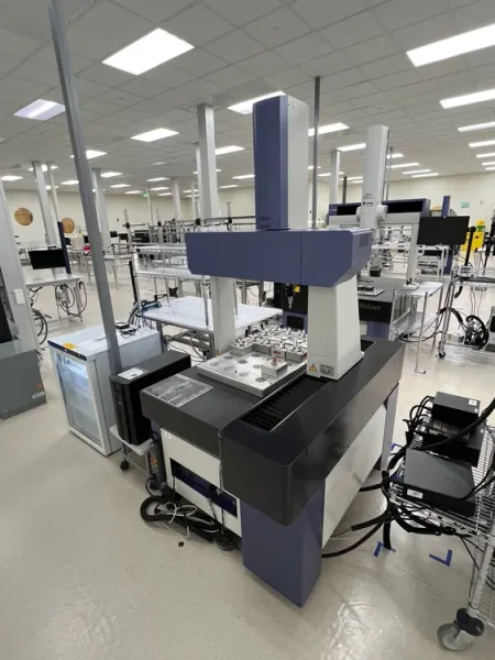 2004 MITUTOYO CRYSTA APEX C574 | Coordinate Measuring Machines