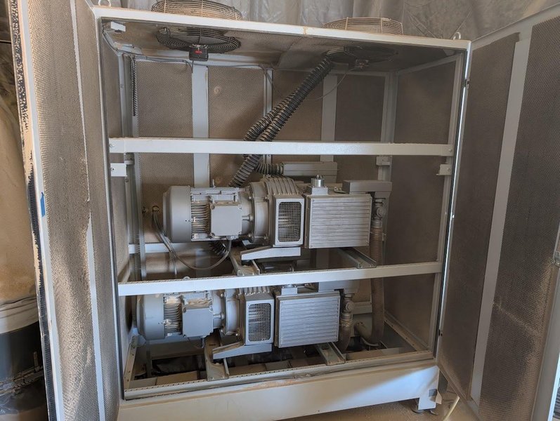 5’ x 12’ Holzher Uni-Master 7226Me CNC Router, 2006 – Tool Changer, 2 Becker Pumps