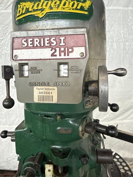 2 HP BRIDGEPORT SERIES 1 VERTICAL MILL. STOCK # 0775125