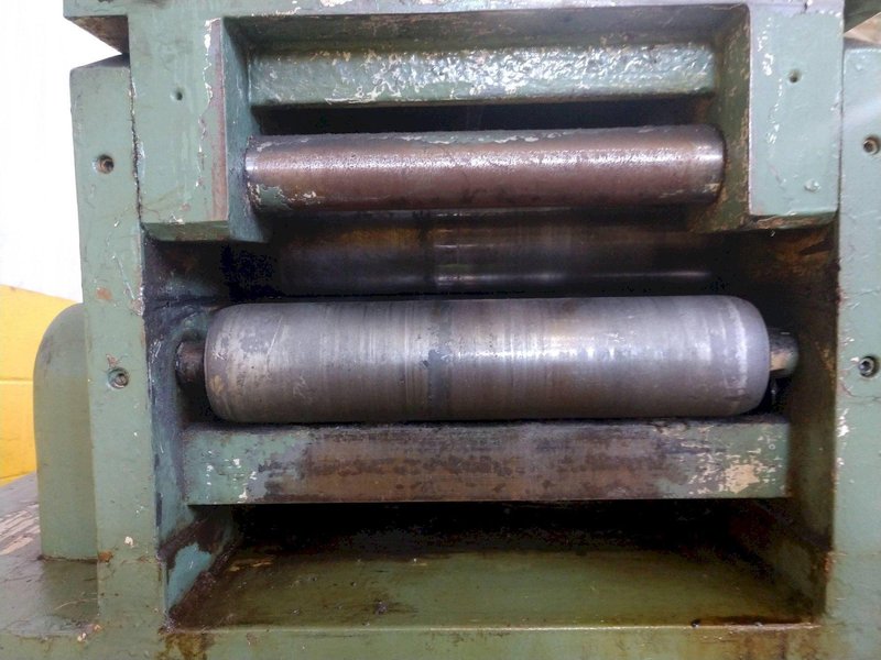 9.8" X .059" AIDA MODEL #LM-2532 9 ROLL POWERED COIL STRIP STRAIGHTENER: STOCK 14441