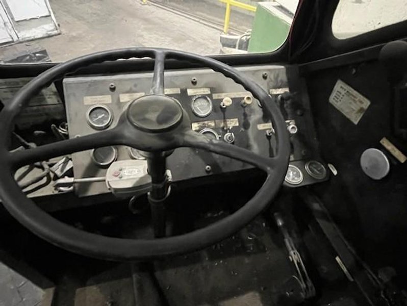 CHECKER RAILCAR MOVER STOCK# 3876