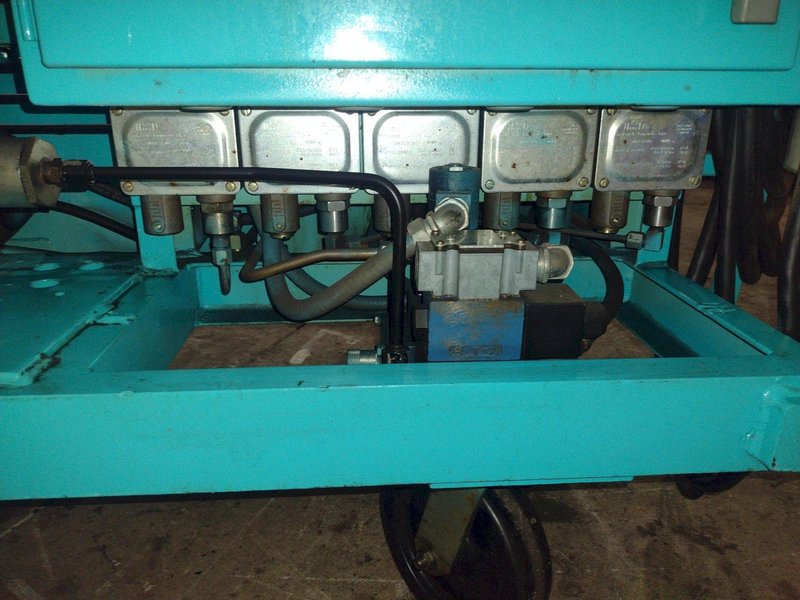 40 TON MODERN HYDRAULICS 4 CYLINDER PORTABLE HYDRAULIC DIE SETTING &amp; SEPARATING SYSTEM: STOCK #23773