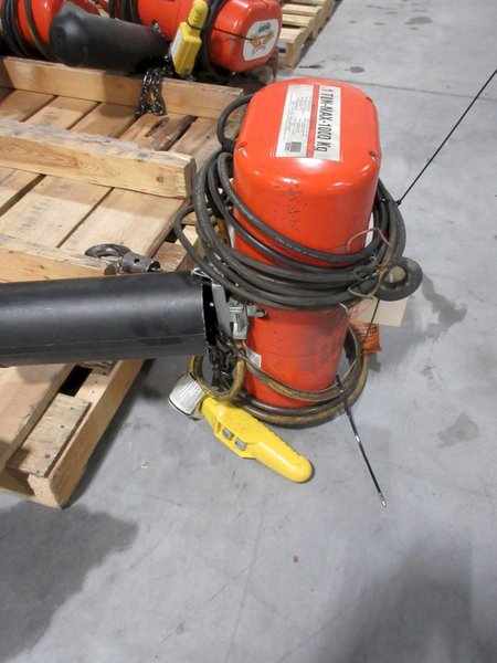 CM Lodestar L-2 Electric 1 Ton Chain Hoist- Auction Item