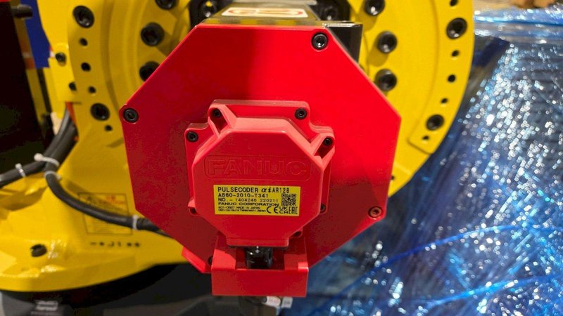 FANUC M-410iC/185 + R-30iB PLUS ROBOT AND CONTROLLER NEW