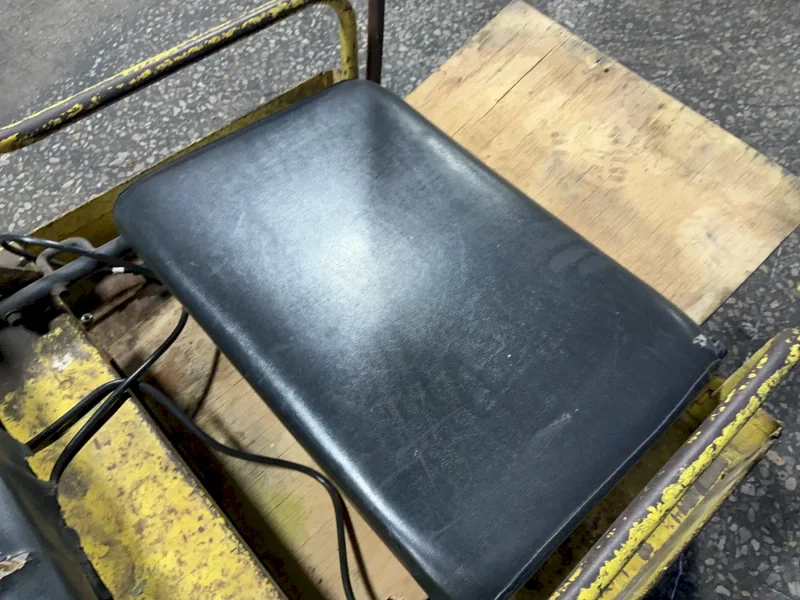 CUSHMAN ELECTRIC CART  -  898320