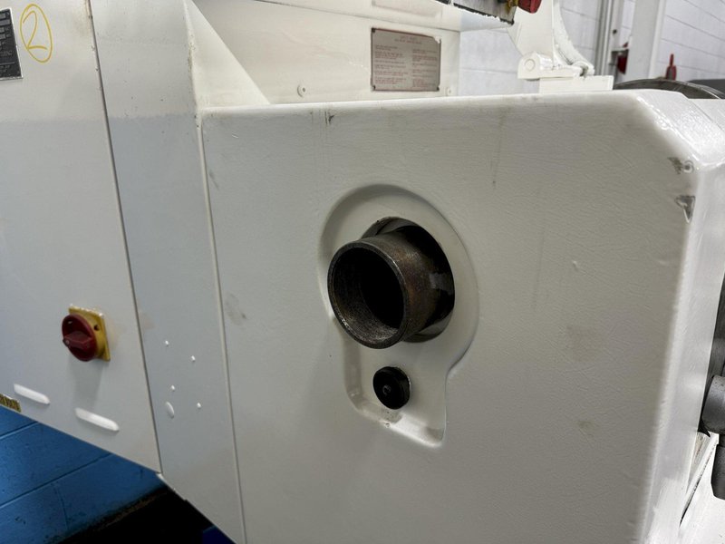20" X 57" MILLTRONICS MODEL HML2060 ENGINE LATHE : STOCK #77919