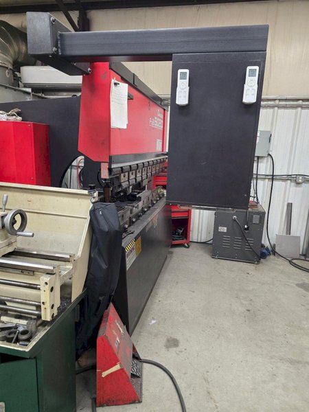 50 Ton x 6.5′ Amada FBD-5020 E Press Brake, 1995 – Backgauge