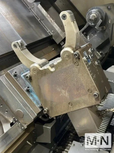 Hyundai Wia L800LA CNC Turning Center, 2011 - Less Than 5200 Hours!