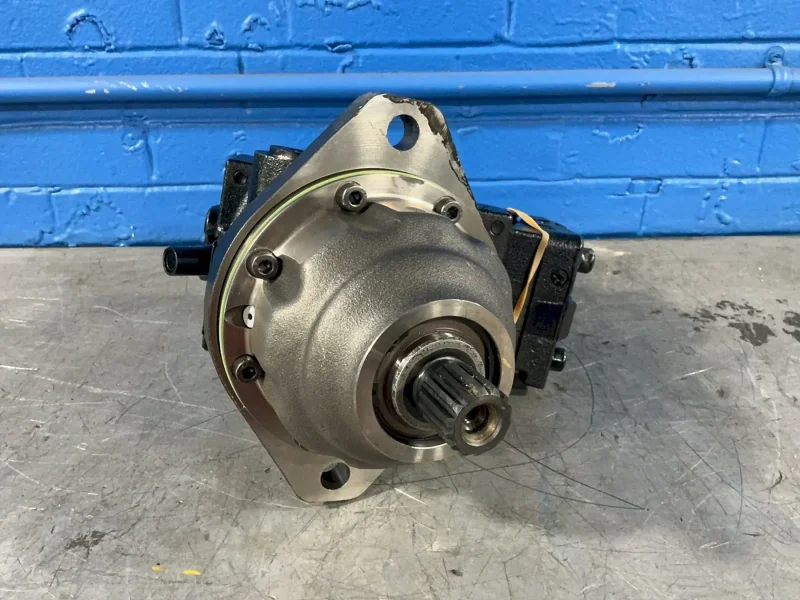 DANFOSS MOTOR TRACK DRIVE  -  51C060-1-RD1B