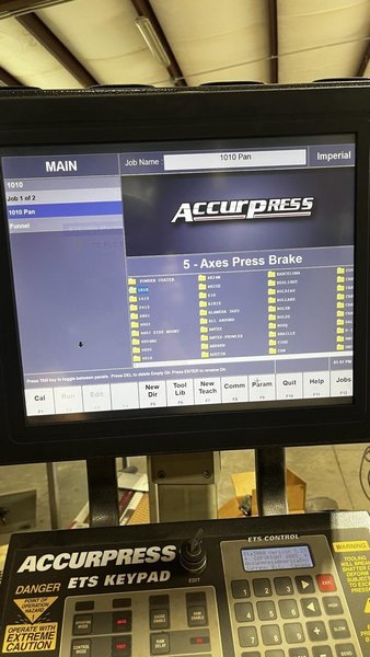 100 Ton x 10′ Accurpress 710010 Press Brake, 2016 – Advantage Package