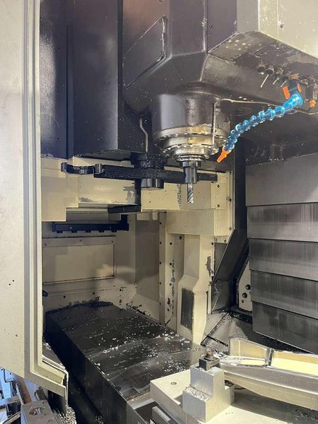 Okuma MA-550VB CNC Vertical Machining Center – 50 Taper Mill
