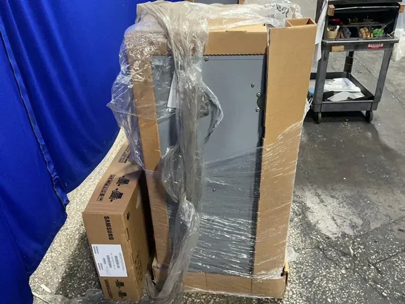 SAMSUNG AIR CONDITIONER  -  AM030TNZDCH/AA