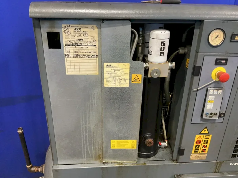 ATLAS COPCO 8.83 BARS AIR COMPRESSOR  -  GX7 FF