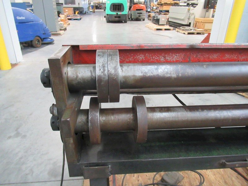 Thrifty Gang Slitter, Motorized 20 Gauge Capacity, (2) Sets of Blades, 3' Max Width, Single Phase