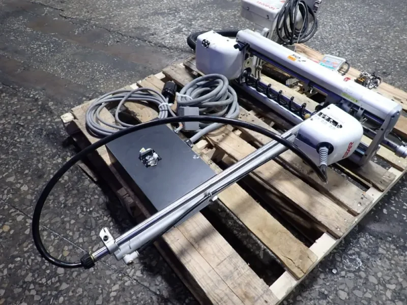 STAR AUTOMATION INC. PICK &amp; PLACE ROBOT   -  XQ-800V