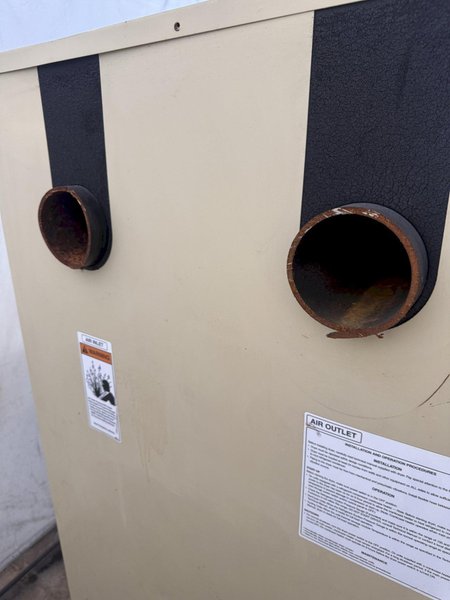 1,000 CFM INGERSOLL RAND NVC1000A400 REFRIGERATED COMPRESSED AIR DRYER. STOCK # 0888325