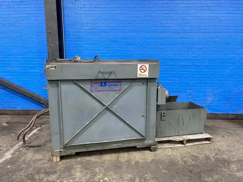 LS INDUSTRIES VIBRATORY FINISHER