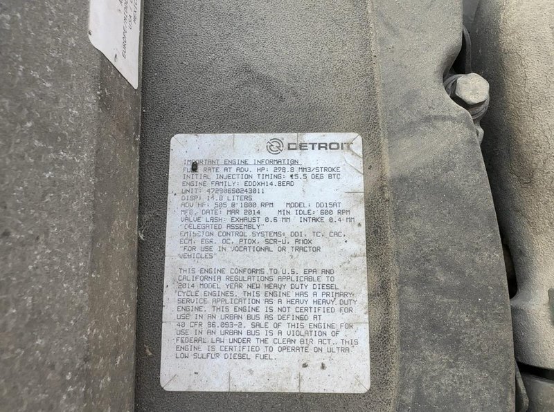 2015 Freightliner Cascadia Sleeper – Detroit DD15 455HP – Eaton 10 Speed – Tandem Axle Highway Tractor