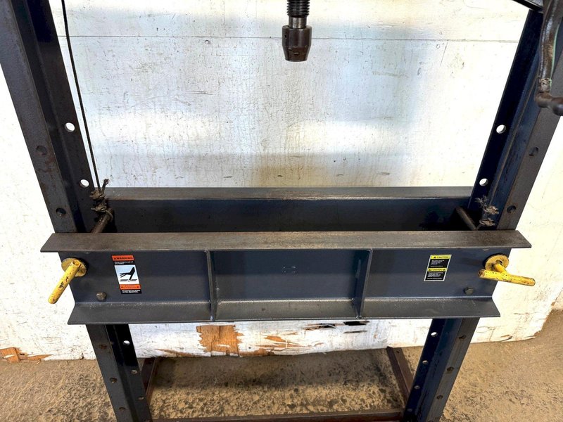 25 Ton Dake H-Frame Hydraulic Press 25H, Hand, 33&quot; Between Uprights, Clean