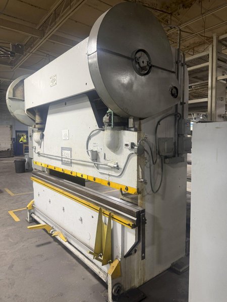150 TON X 10' DRIES AND KRUMP CHICAGO MODEL #410-D MECHANICAL PRESS BRAKE: YOBRO #24980