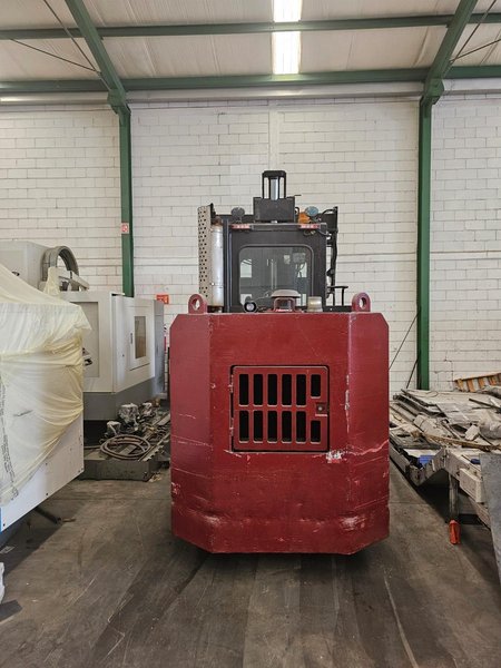 2013 FORKLIFT AUTOLIFT 40,000LBS