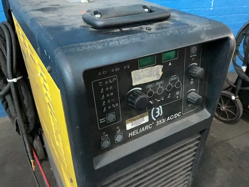 Esab 350 Amp Welder - Heliarc 353i Ac-dc